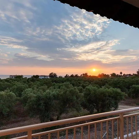 Varkes Suites 2 Nea Moudania Buitenkant foto