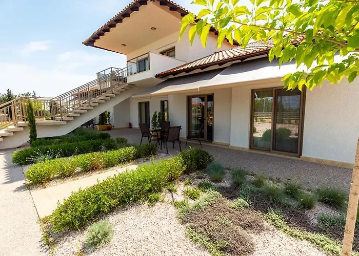 Varkes Suites 2