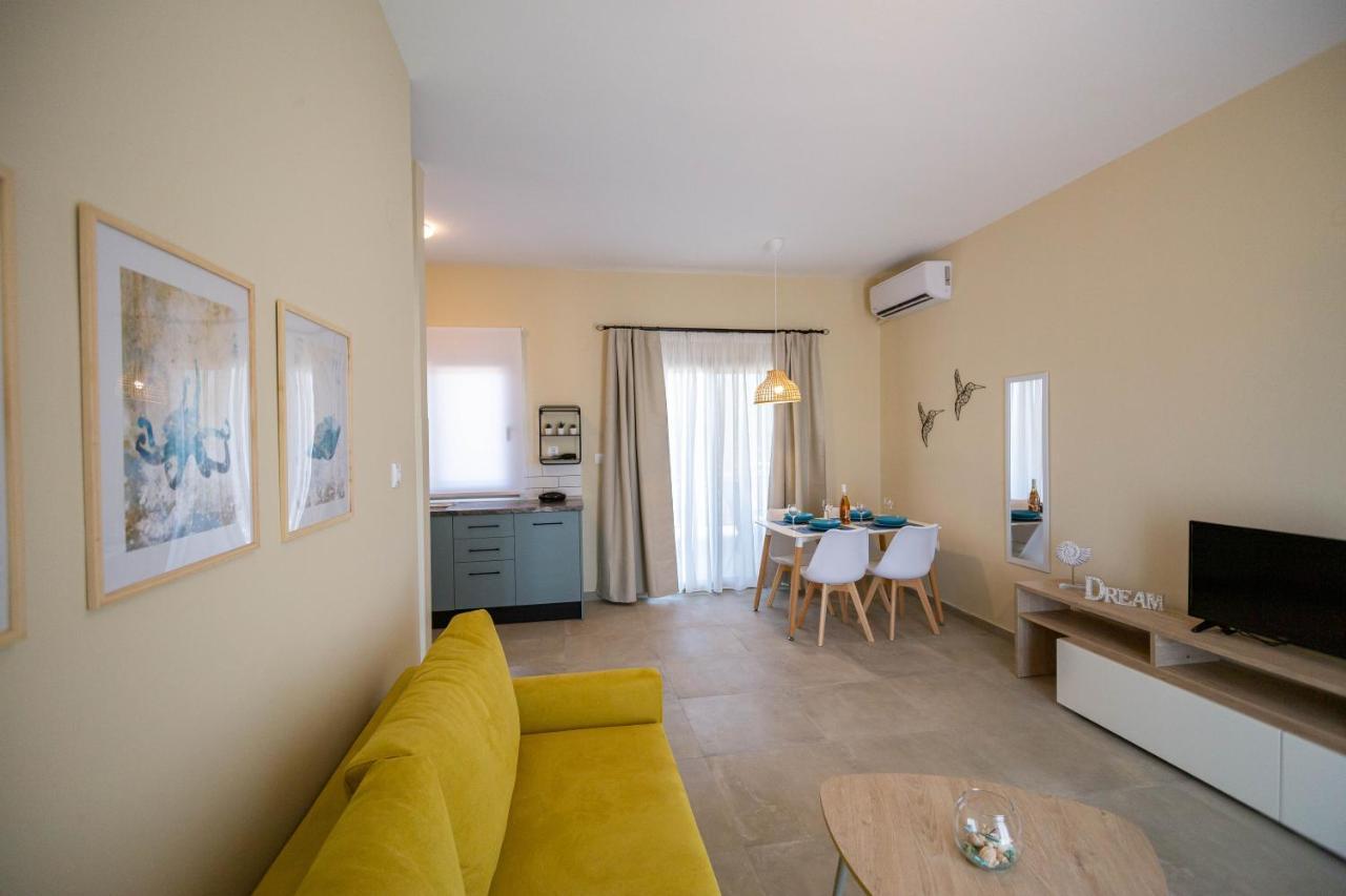 Varkes 2 Apartment Nea Moudania